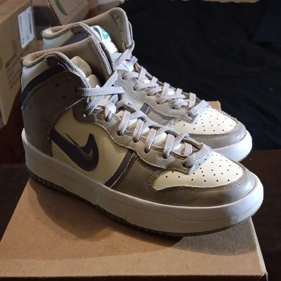 Nike Dunk High Up Iron Purple Womens 7.5 EUC - Picture 3 of 9